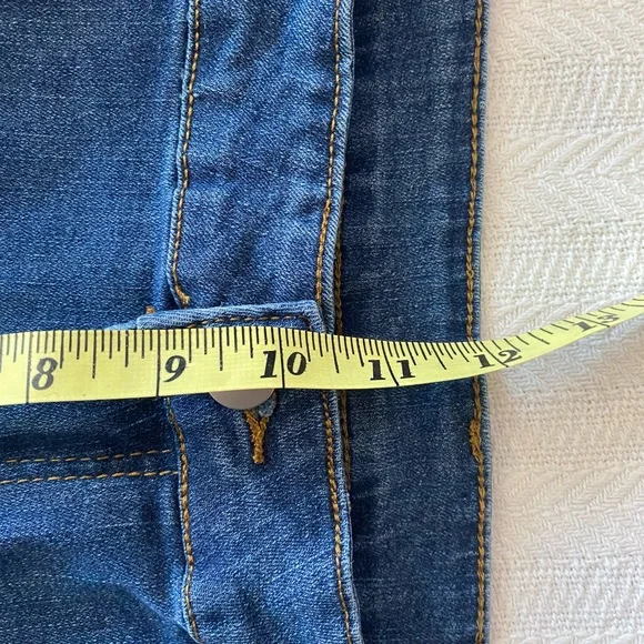 Embroidered Blue Jeans for Women - Picture 5 of 6